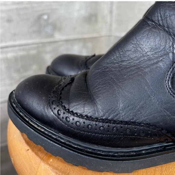 Barney’s New York leather boots - Picture 5 of 13